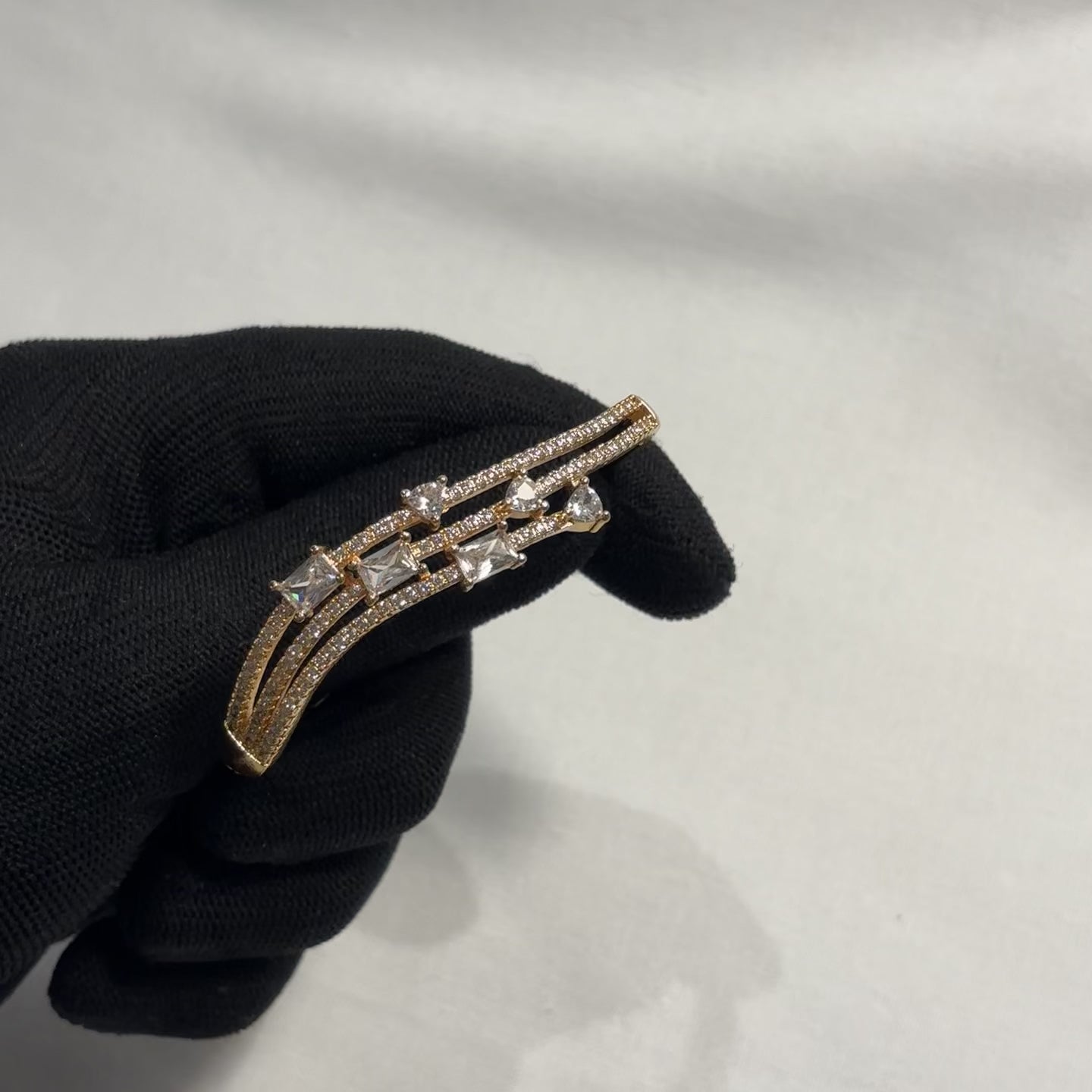 Lunara Arc Bracelet