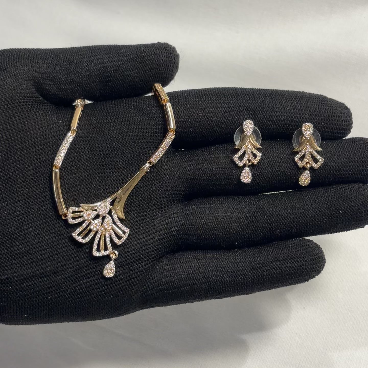 Golden Fan Grace Necklace