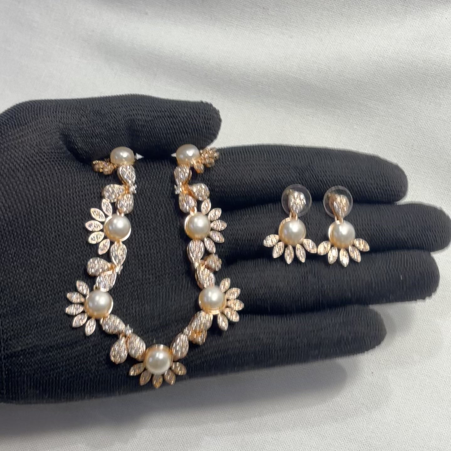 Ivory Blossom Necklace