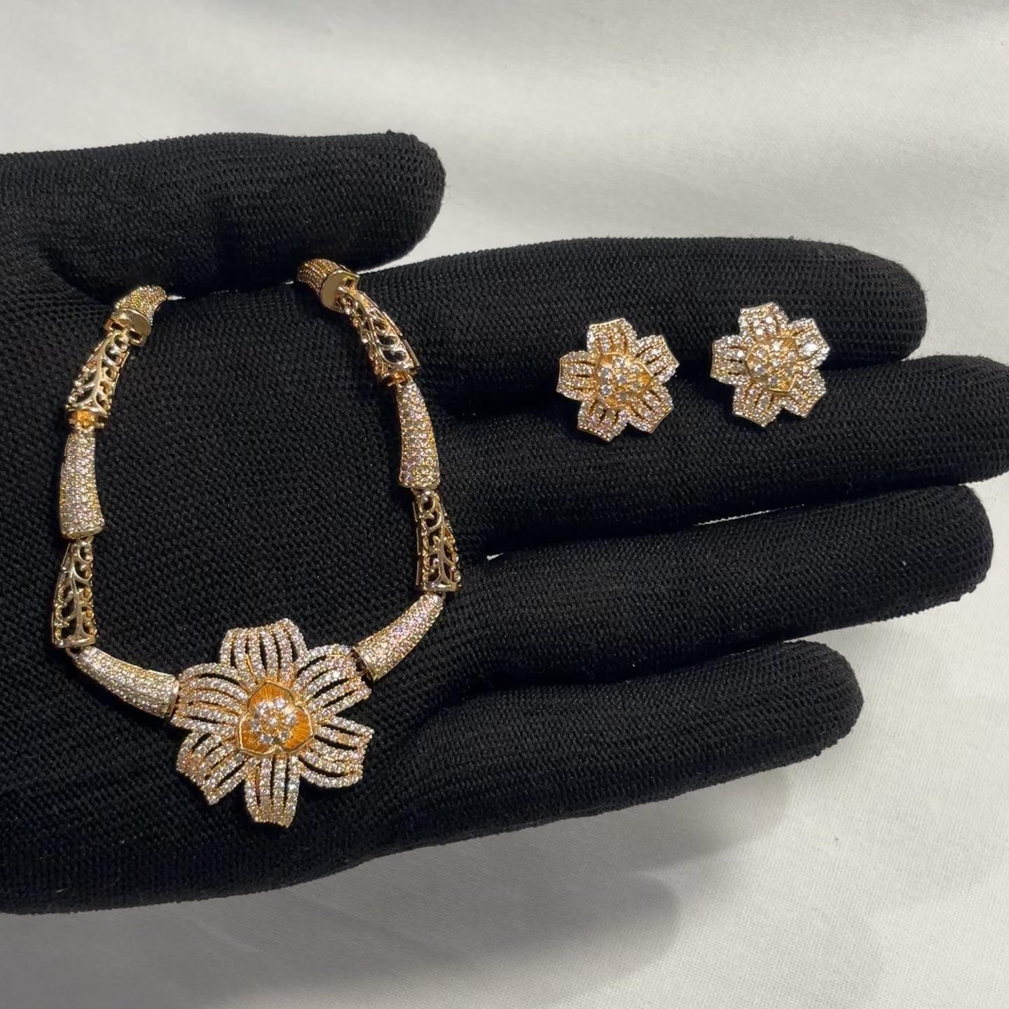 Golden Radiance Necklace
